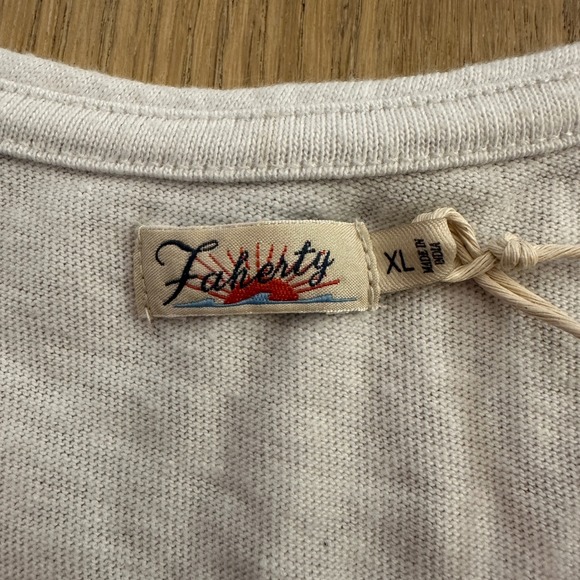 Faherty Women's White Loose Fit Tank Top Size XL - Picture 3 of 7